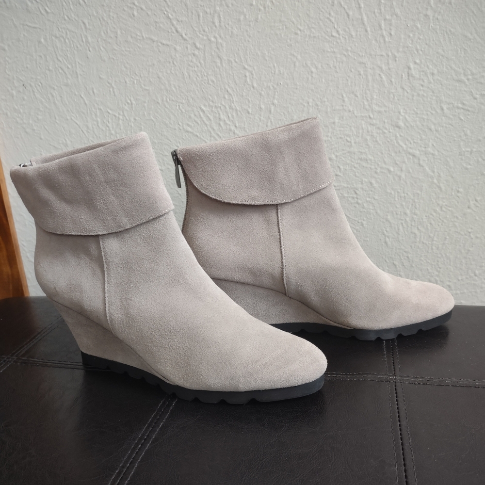 STEVEN by Steve Madden Berkli Suede Leather Wedge Bootie Size 9.5